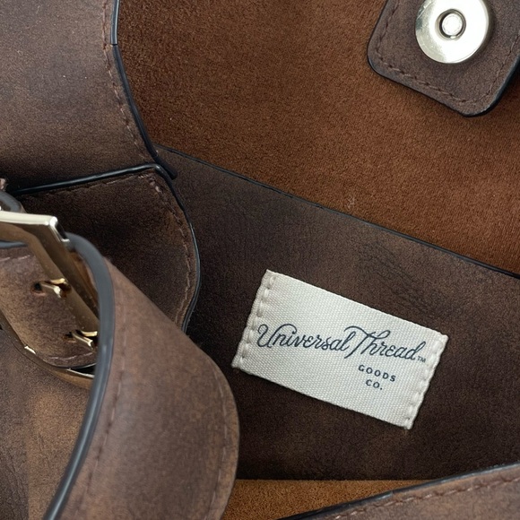 Slouchy Bucket Shoulder Bucket Bag - Universal Thread Brown - Picture 8 of 8